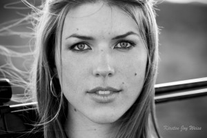 Kirsten Joy Weiss Rifle